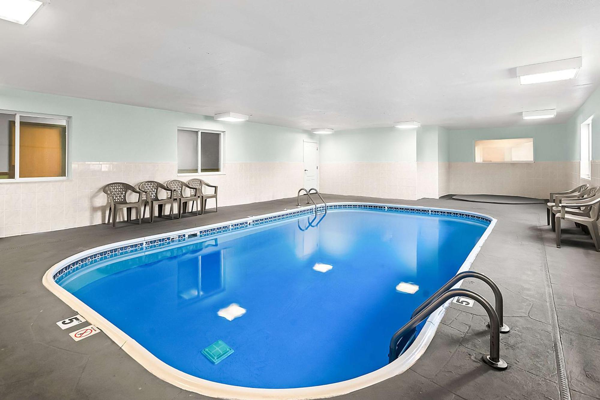 SureStay Plus Hotel by Best Western Bettendorf Exterior foto